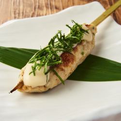 Grilled meatballs with perilla leaves and cheese