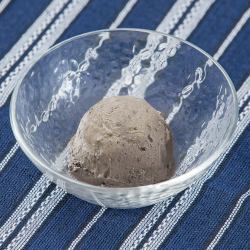 Black sesame ice cream