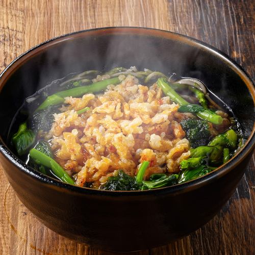 벚꽃 새우 하늘과 유채 꽃의 따뜻한 소바