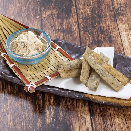 奈良漬のマスカルポーネ和え～揚げ板そば添え