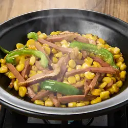 炙り鴨ととうもろこしのバター炒め