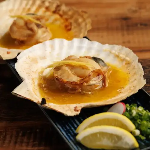 Butter-grilled scallops