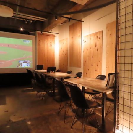 You can also rent out the entire floor! You can also hold a drinking party with a large number of people. You can enjoy a wide variety of drinks with your close friends while savoring the high-value courses and carefully prepared original dishes. Please come and visit us!