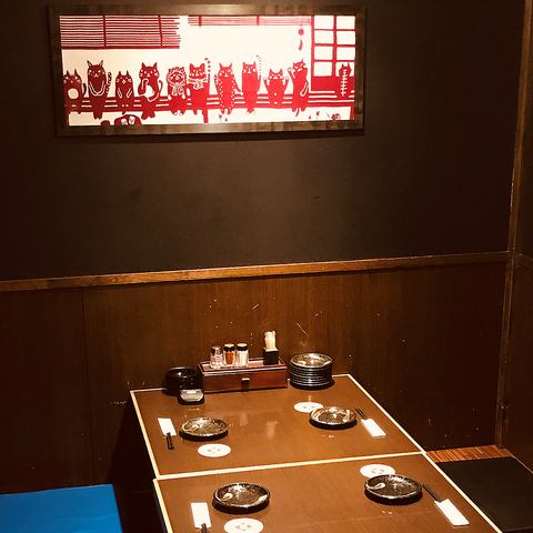 If you want to have a relaxing meal, we recommend digging seats and private rooms! With delicious sake in one hand, let the flowers bloom for memories, recent reports, and heated discussions ♪