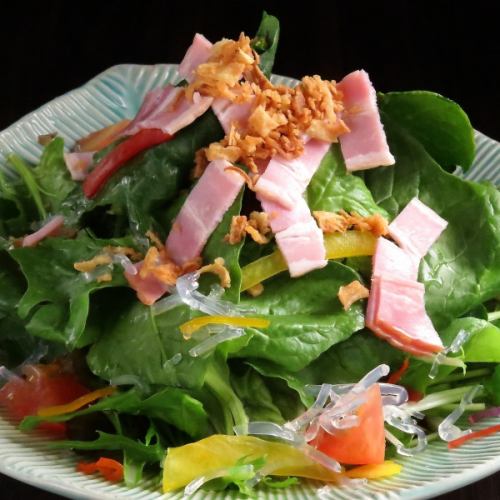 ベーコンとほうれん草サラダ/シーザーサラダ
