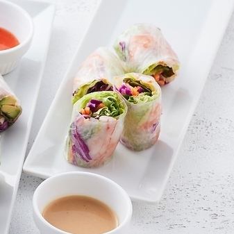 Shrimp spring rolls