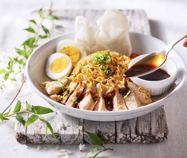 特製シンガポールチキンピラフ