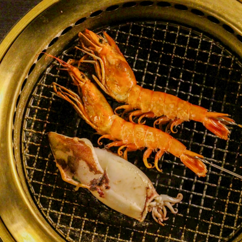 海老とスルメイカの炭火焼き