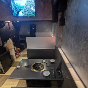 20名様以上から貸切利用のご相談が可能。人数や内容に応じて柔軟に対応します。会社宴会や特別な集まりにも使いやすい空間です