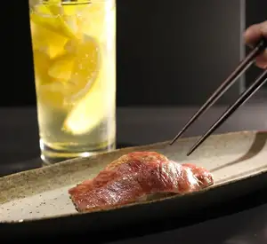 藁焼きA4黒毛和牛寿司(1貫)