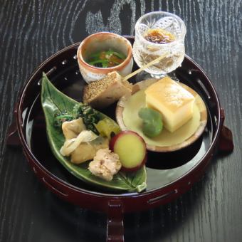 贅沢な食材を使用◎スタンダードコース8,800円（税込）
