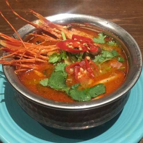 Red shrimp tom yum kung soup