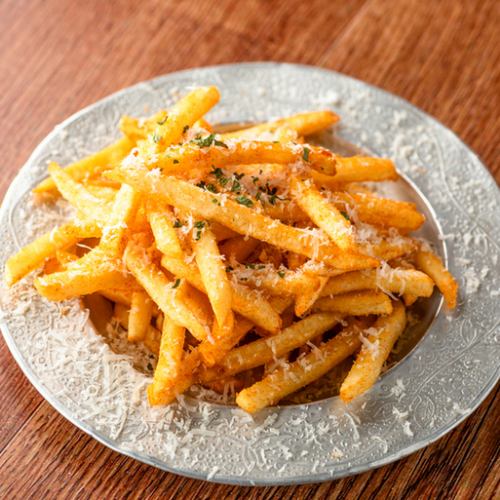 トムヤムフライドポテト