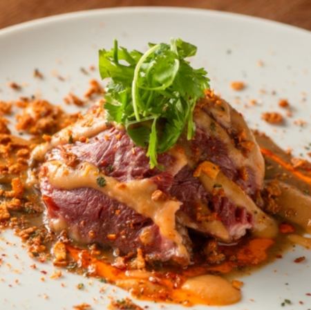 牛ハラミのステーキ トムヤムマッシュとクミンソース