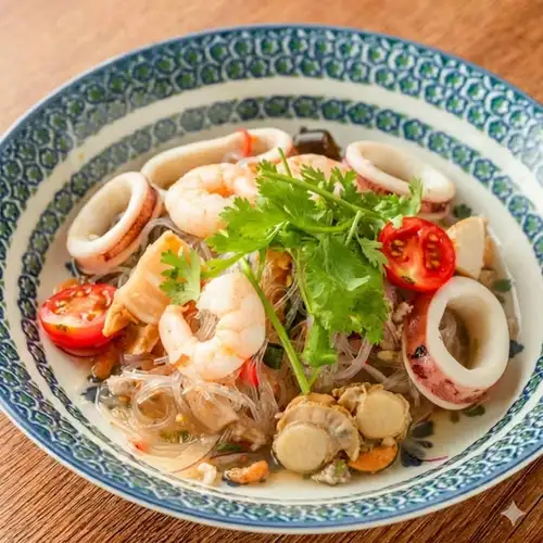 海鲜粉丝沙拉 ~Yum Woon Sen~