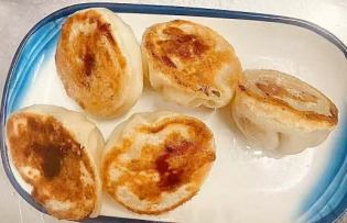 烤小笼包 5个