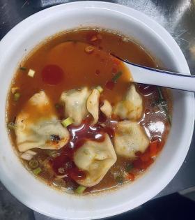 麻辣水饺5个