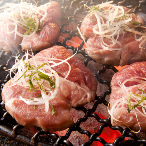 ジンギスカン鍋と網焼き