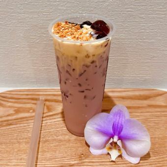 焼きココナッツエッグクリーム入りタロイモタピオカミルク