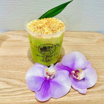 焼きココナッツエッグクリーム入り抹茶タピオカミルク