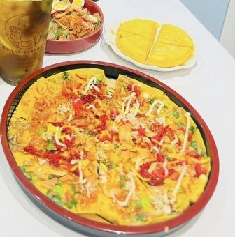 ベトナム風焼きライスペーパー (卵・ソーセージ)