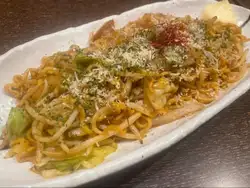 大盤!美味的辣醬炒麵