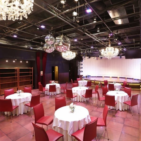 Accommodates 30 to 170 people! Largest party space in Shibuya! Ceiling height 6m, stage, open space with a waiting room that can accommodate 30 people♪ Banquets, welcome parties, farewell parties, kick-off parties, launching parties, and wedding receptions , events, etc.