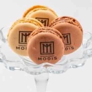 MODIS Macaron [4 pieces] (vanilla & chocolate)