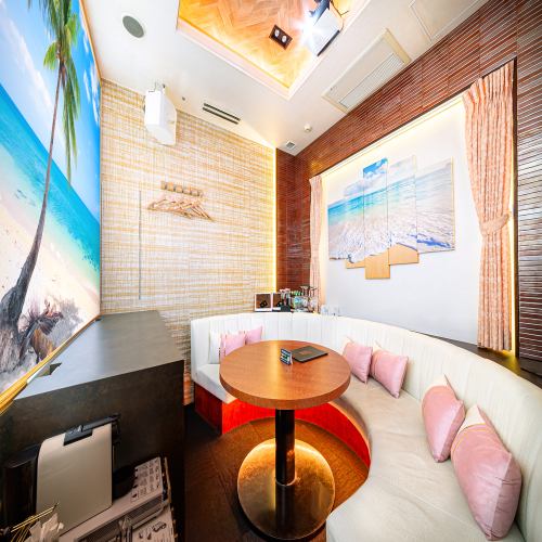 [Damia] 2-4 people (maximum 6 people) [Equipped with a 100-inch projector, perfect for viewing parties ♪]