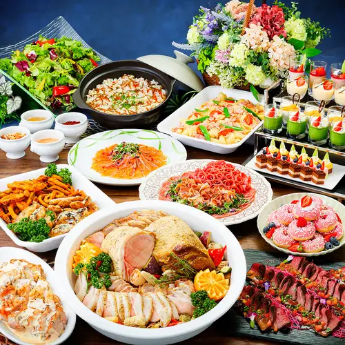 A fantastic banquet with a wide variety of dishes!