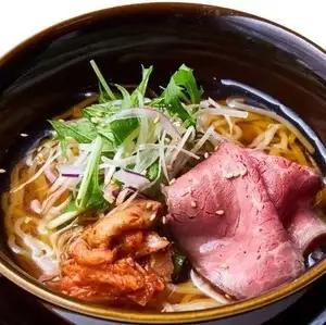 Roast beef and kimchi cold noodles