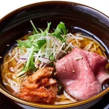Roast beef and kimchi cold noodles