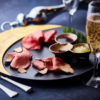 【贅沢二次会プラン】お酒が進むスペシャルおつまみ全5皿+専用バー付き個室で2時間飲み放題