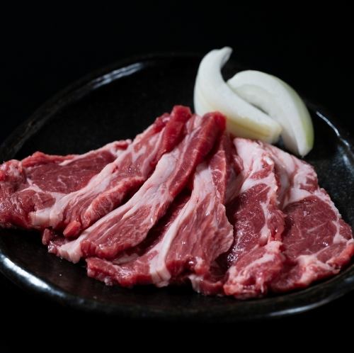 【おすすめ！】ラム肉好きにはたまらない♪クセが少なく柔らかい、イチオシのラム肩ロース◎