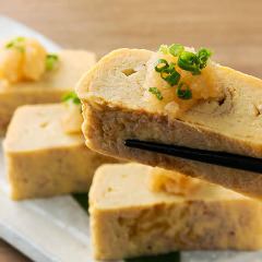 和出汁薫る店仕込み　いくらかけだし巻き玉子