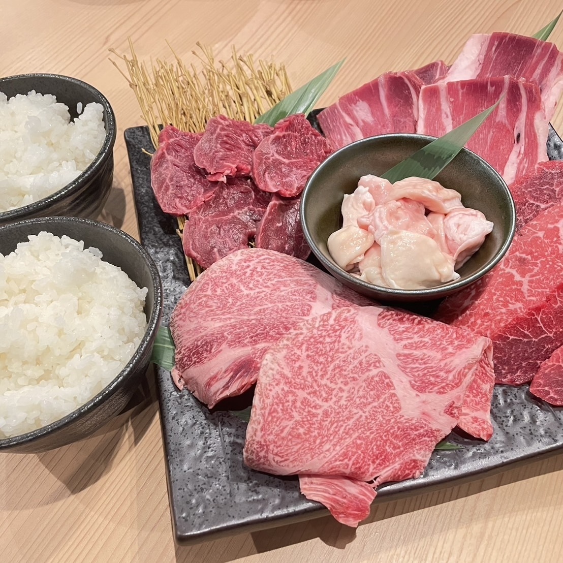 어린이부터 노인까지, 여러분으로 느긋하게 즐길 수 있는 불고기점♪
