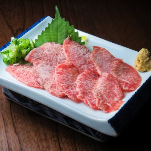 我們提供精心挑選的時令食材