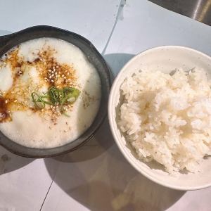 とろろごはん