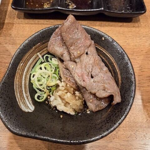 【濃厚♪口の中でとろけます◎】網の上で5秒焼くだけの新感覚メニュー☆「5秒ロース(1枚)」 759円(税込)