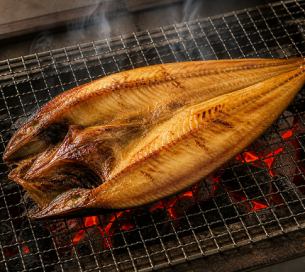 縞ホッケの炭火焼き