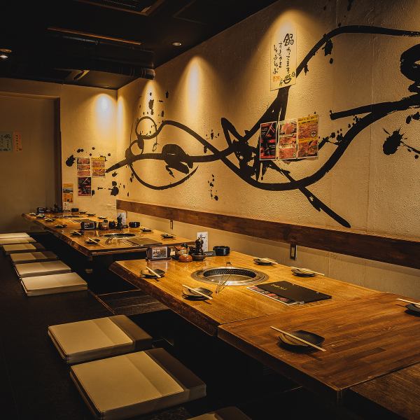 On the second floor, you can enjoy yakiniku in a relaxed and stylish adult space.The second floor can accommodate up to 46 people.Because it is near Fukushima Station, it is ideal for large groups.It is also possible to reserve a charter for more than 40 people.Please feel free to contact us.
