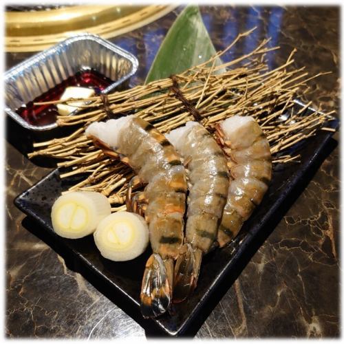 Grilled seafood (shrimp)