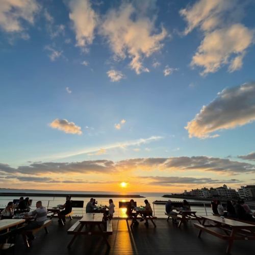 [Store charter / up to 250 people] A party spot with a spectacular view! Have a memorable time Watch the sunset over the sea at our shop and enjoy the spectacular ocean view! Please spend a wonderful and memorable time.