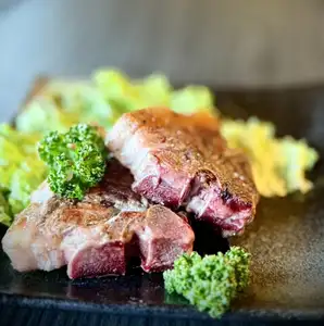 厚切生羊肉