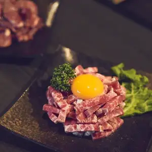 羊肉 yukhoe (ruibe)