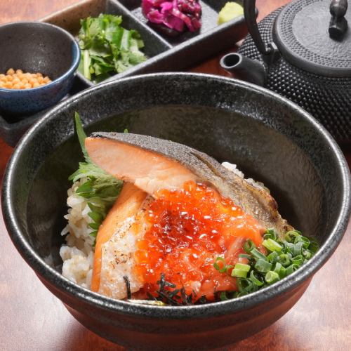 当店自慢あご出汁茶漬け!