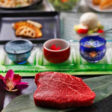 Premium brand beef fillet steak course (120g) 11,000 yen (12,100 yen including tax)