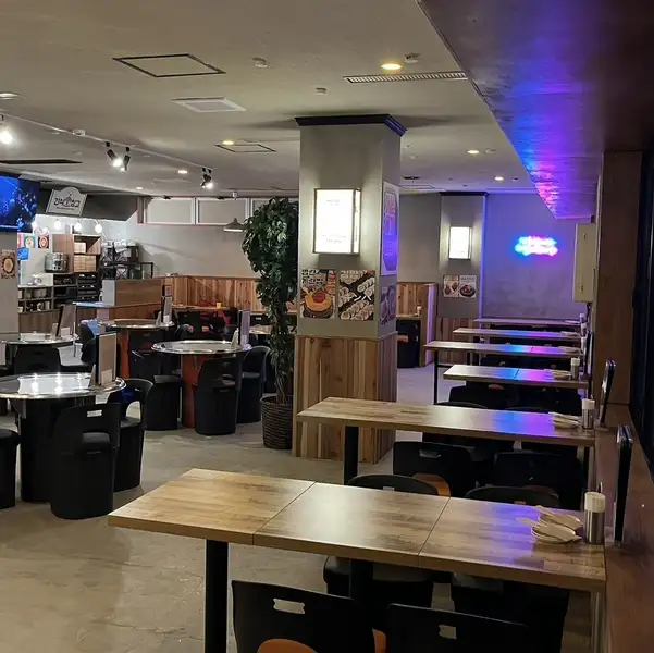 【韓国屋台ポチャ】韓国の夜市のような活気あふれる韓国屋台ポチャには、チヂミ、ホルモン焼、豚足など♪