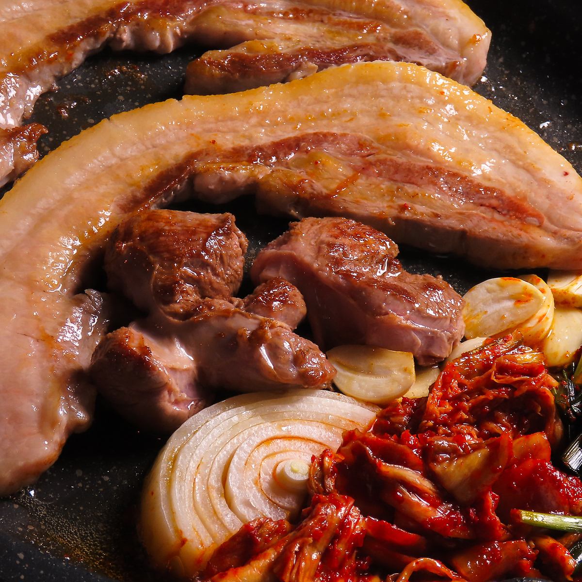 本格サムギョプサルをお楽しみください！