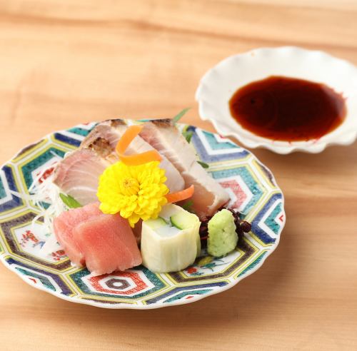 厳選お造り3種を少しずつ